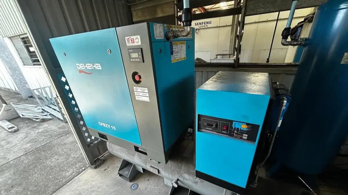 Electrician in Bulimba industrial air compressor installation